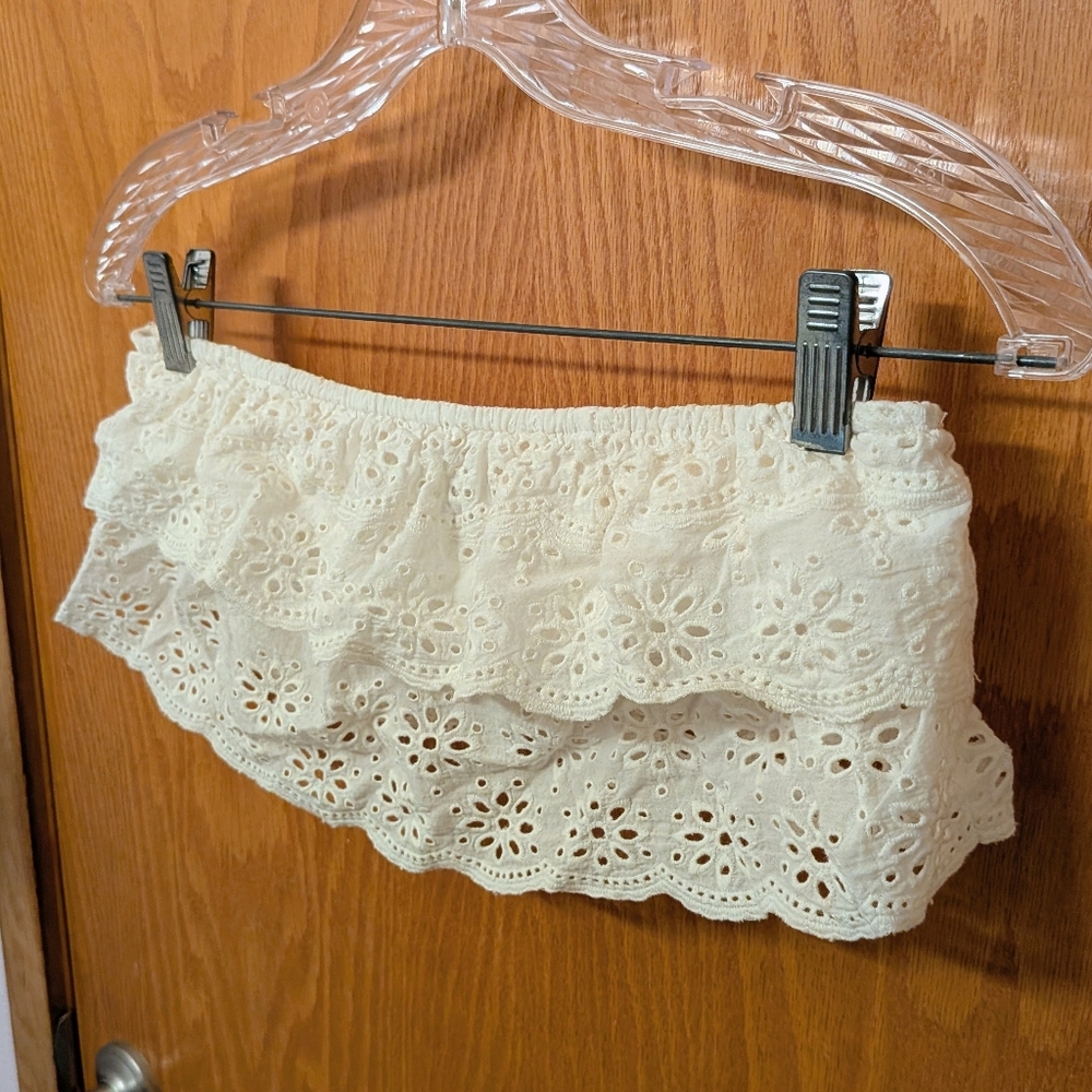 Forever 21 White Eyelet Ruffle Skirt